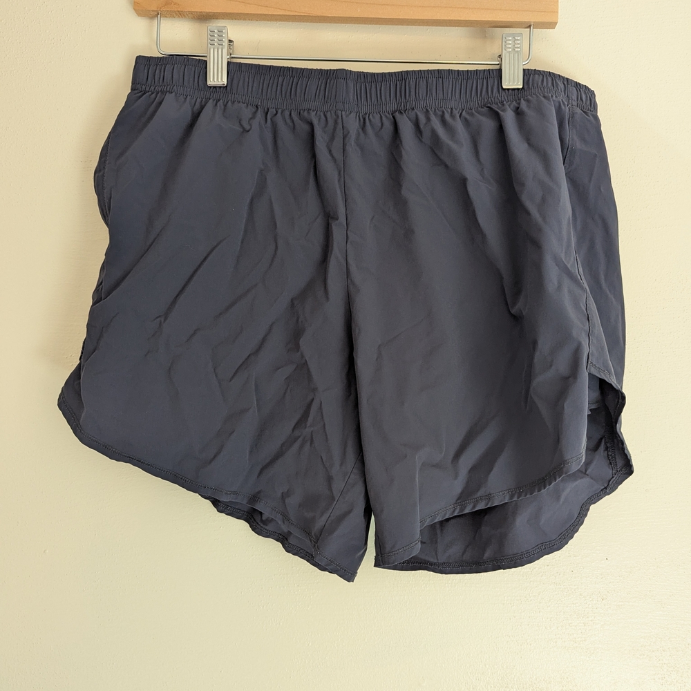 Oiselle Long Flyout Shorts